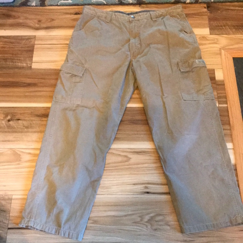 Wrangler khaki cargos
